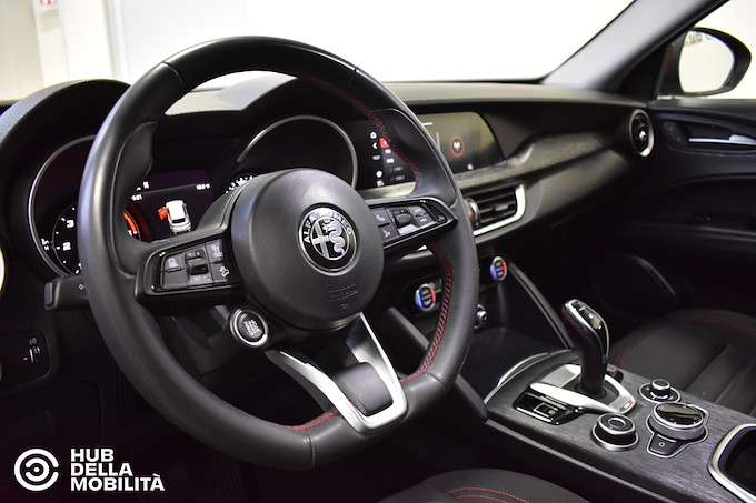 ALFA ROMEO Stelvio 2.2 Turbodiesel 190 CV AT8 Q4 Business